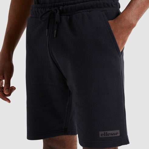 Ellesse short set for man סט מכנס וחולצה מהמותג אלס לגבר בצבע שחור